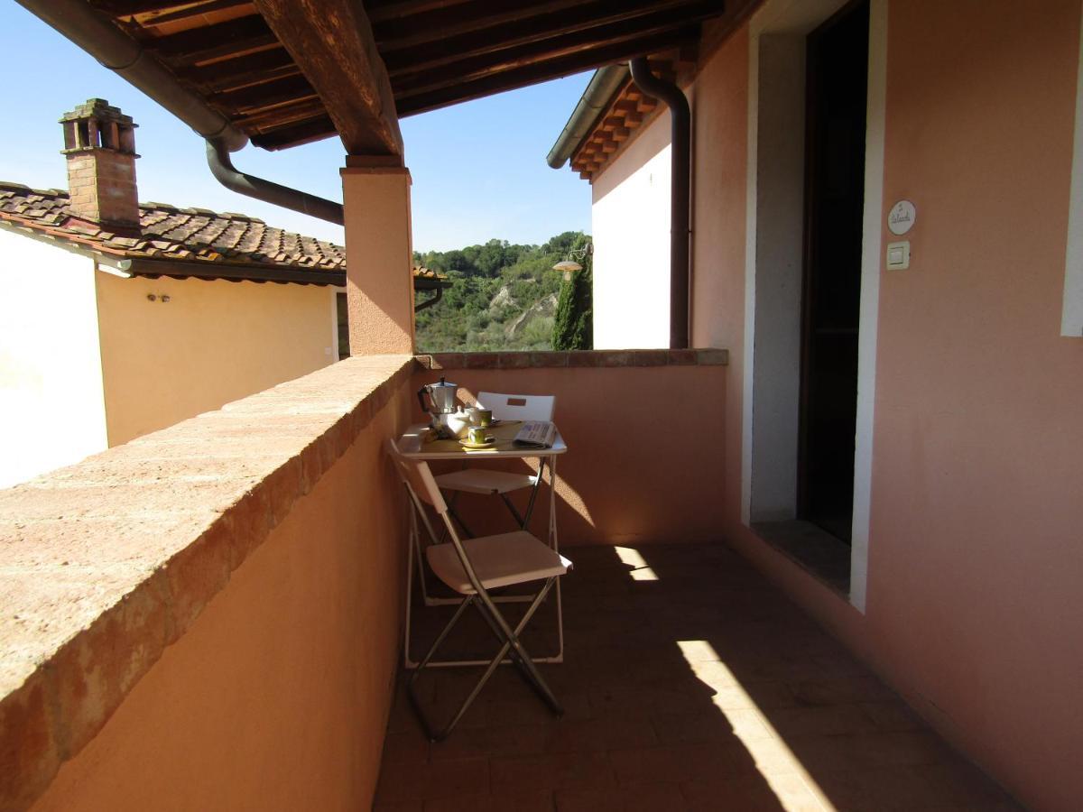 Antonella House -Podere Della Collina Palaia Exterior photo